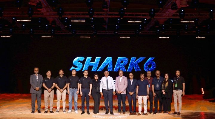 BYD Shark 6, Pakistan’s First Luxury Pickup, Now Available for Bookings, Announced in Launching Ceremony and a Group Photo.