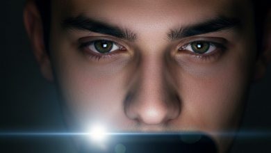 New Study: Using Mobile Phones and Excessive Light at Night Can Harm Your Heart