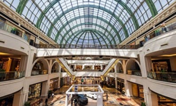 Mall of the Emirates, Dubai Stopover Travel Guide 2025: Shopping, Skiing & Sky-High Luxury