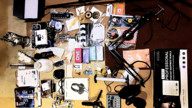 Karachi Podcaster Builds Professional Studio at Home By Temu